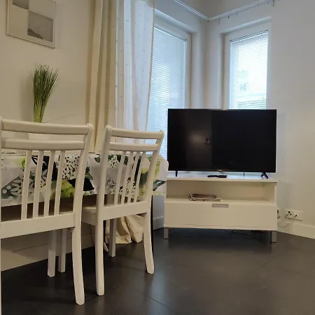 Kotoisa Parkkipaikallinen Kaksio Kangasalan Keskustassa *